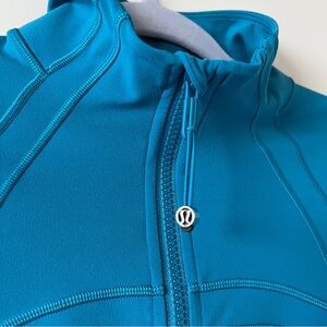 Lululemon Athletica Define Cropped Jacket Nulu HWIB 10